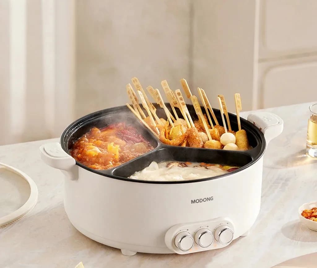 Elektrisk hotpot med skillevæg, 5.6L/8L, 220V