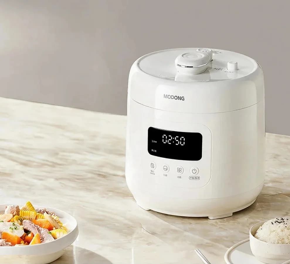 4L elektrisk trykkoger med keramisk belægning, 800W, touch-kontrol