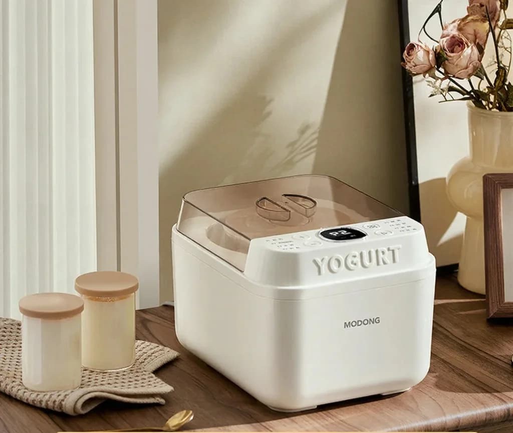 Elektrisk yoghurmaskine med glasindergryde og timer