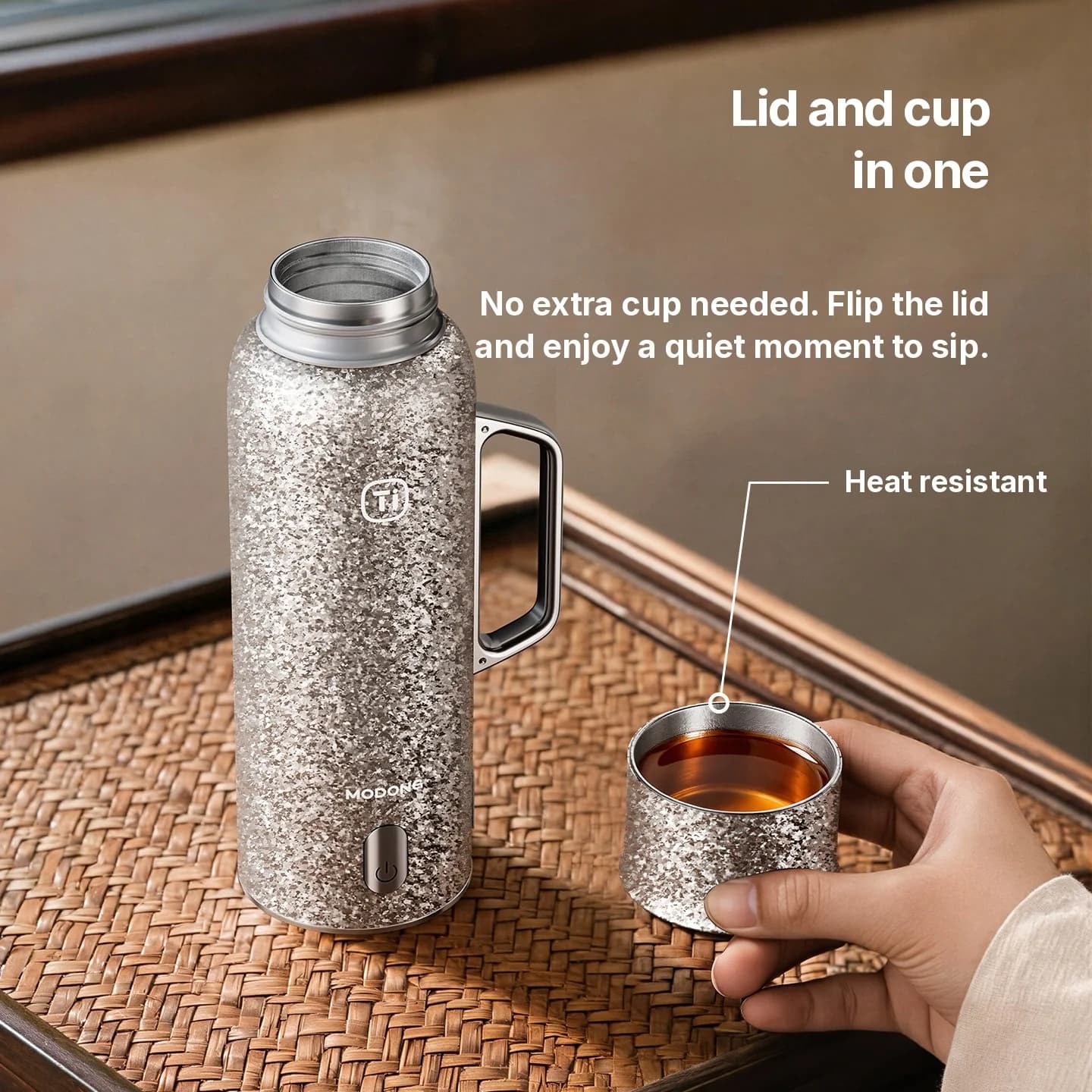 Ren titanium isoleret kop med temperaturdisplay, 601-700ml