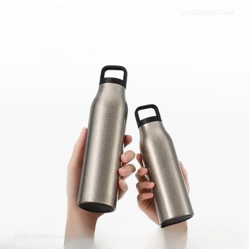Ren titanium isoleret kop